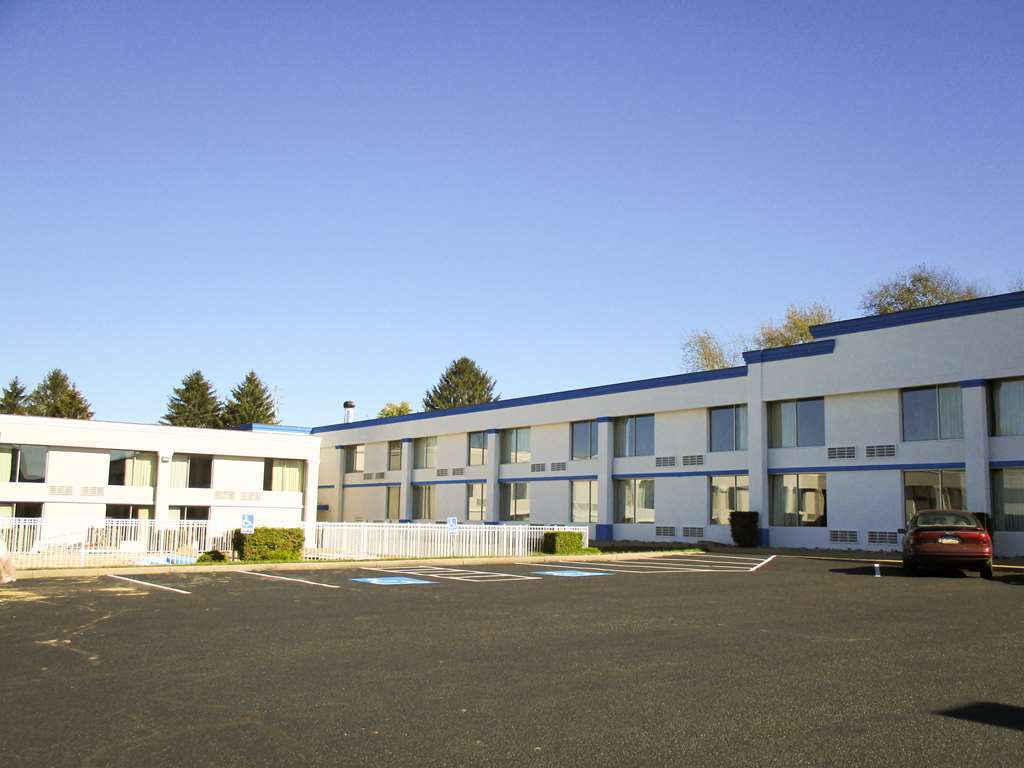 Studio 6 Suites Clarion, Pa Exterior photo